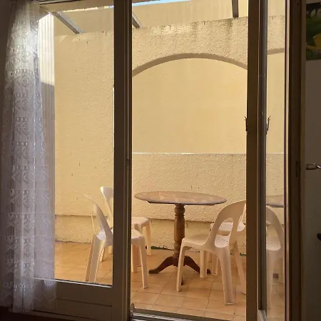 Studio Climatise A Avec Terrasse, Acces Plage Direct, Parking, Et Sports Nautiques - Fr-1-225c-97 Cerbère