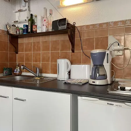 Studio Climatise A Avec Terrasse, Acces Plage Direct, Parking, Et Sports Nautiques - Fr-1-225c-97 *