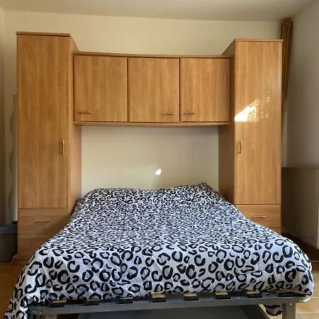 Studio Climatise A Avec Terrasse, Acces Plage Direct, Parking, Et Sports Nautiques - Fr-1-225c-97 Apartmán